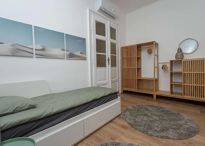 Apartament Ghetto - Gozsdu Court Three Roses *